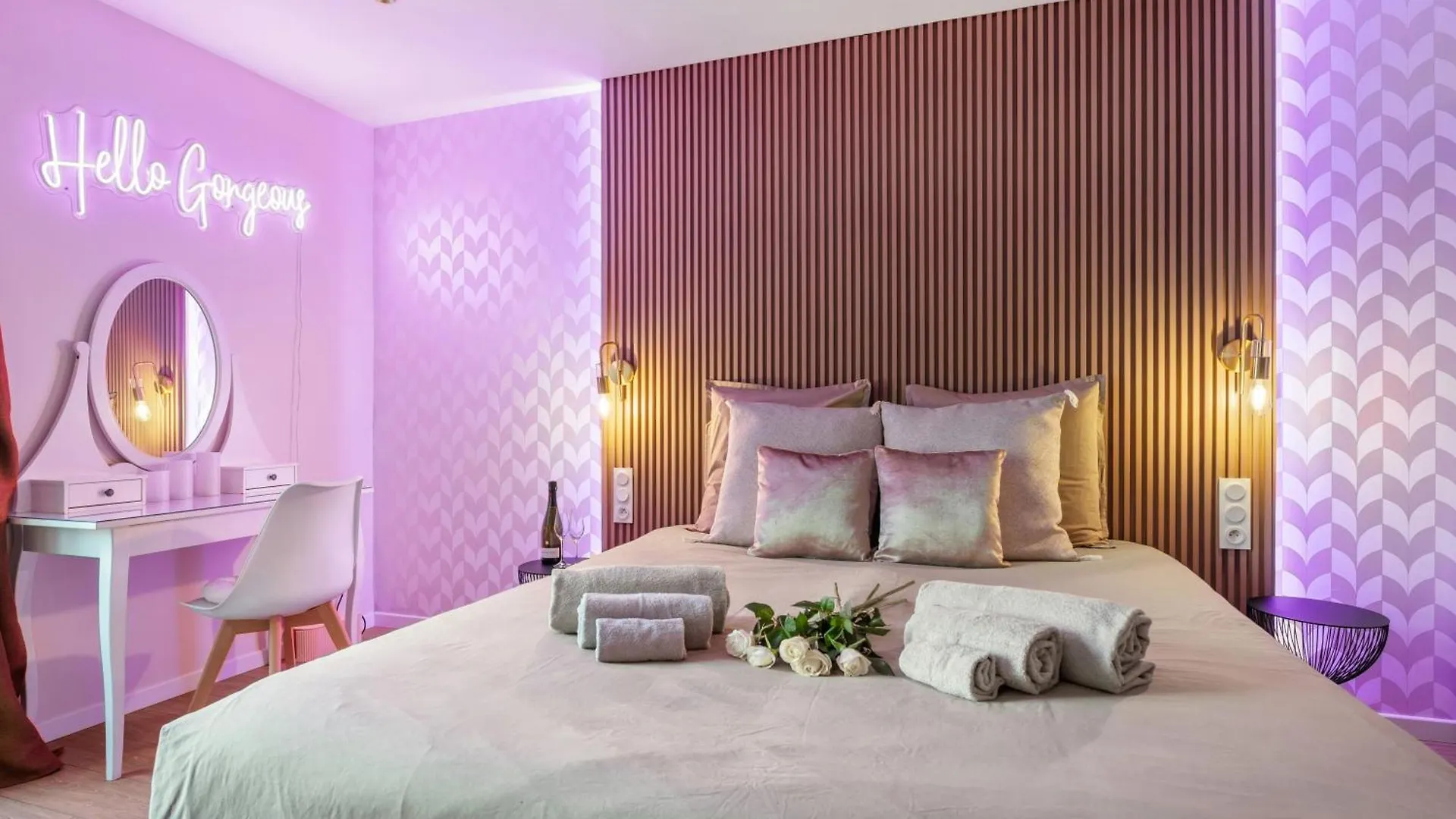 Appartamento Nice Renting - Honey Moon Massena - Luxe Room - Jaccuzzi - Terrasse - King Bed - AC